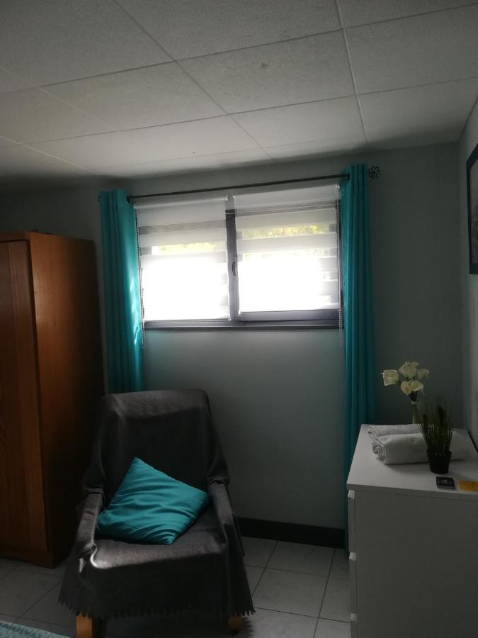 Bed and Breakfast L'Accueil Gueron Екстер'єр фото